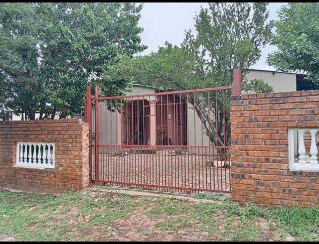 3 BEDROOM HOUSE FOR SALE IN DANVILLE